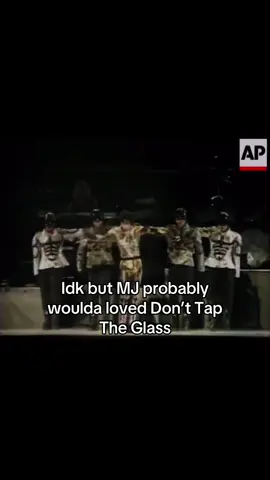 Quality kinda ruined this but it’s whatever #fyp #foryoupage #michaeljackson #kingofpop 