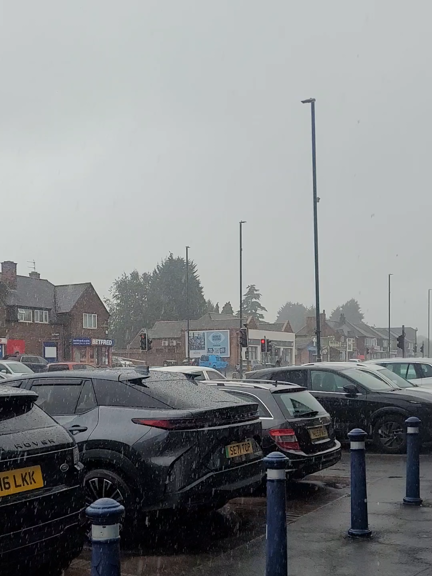 #foryoupage #fyp #rainyday #viral #aspleylane 