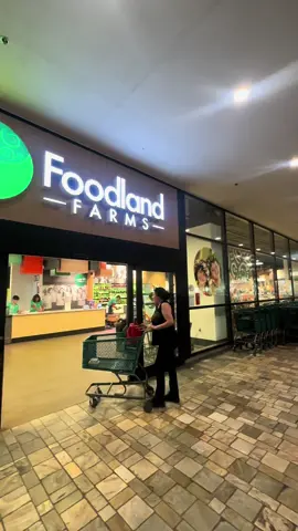 Foodland is Whole Foods on crack, I’m obsessed #fy #travel #hawaii #travelwithme #foodland 