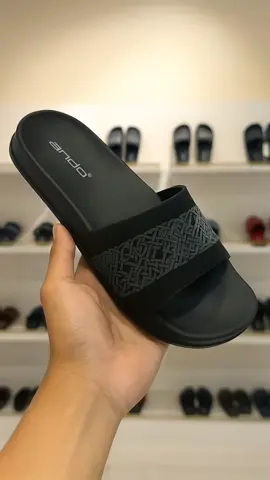 Harga lebih murah dari mall, tapi kualitas tetap premium.  #fyp #sandal #affiliate #sandalando #banyakygbeli 