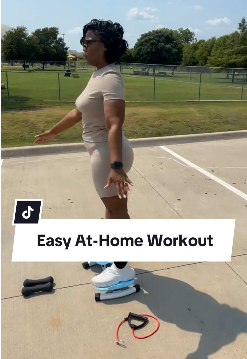 The only workouts that you really stick to are the ones that feel good and keep you coming back. That’s what this ab twist board does. @@FED Fitness Global##feierdun##fedfitness##abs##absworkout##toning