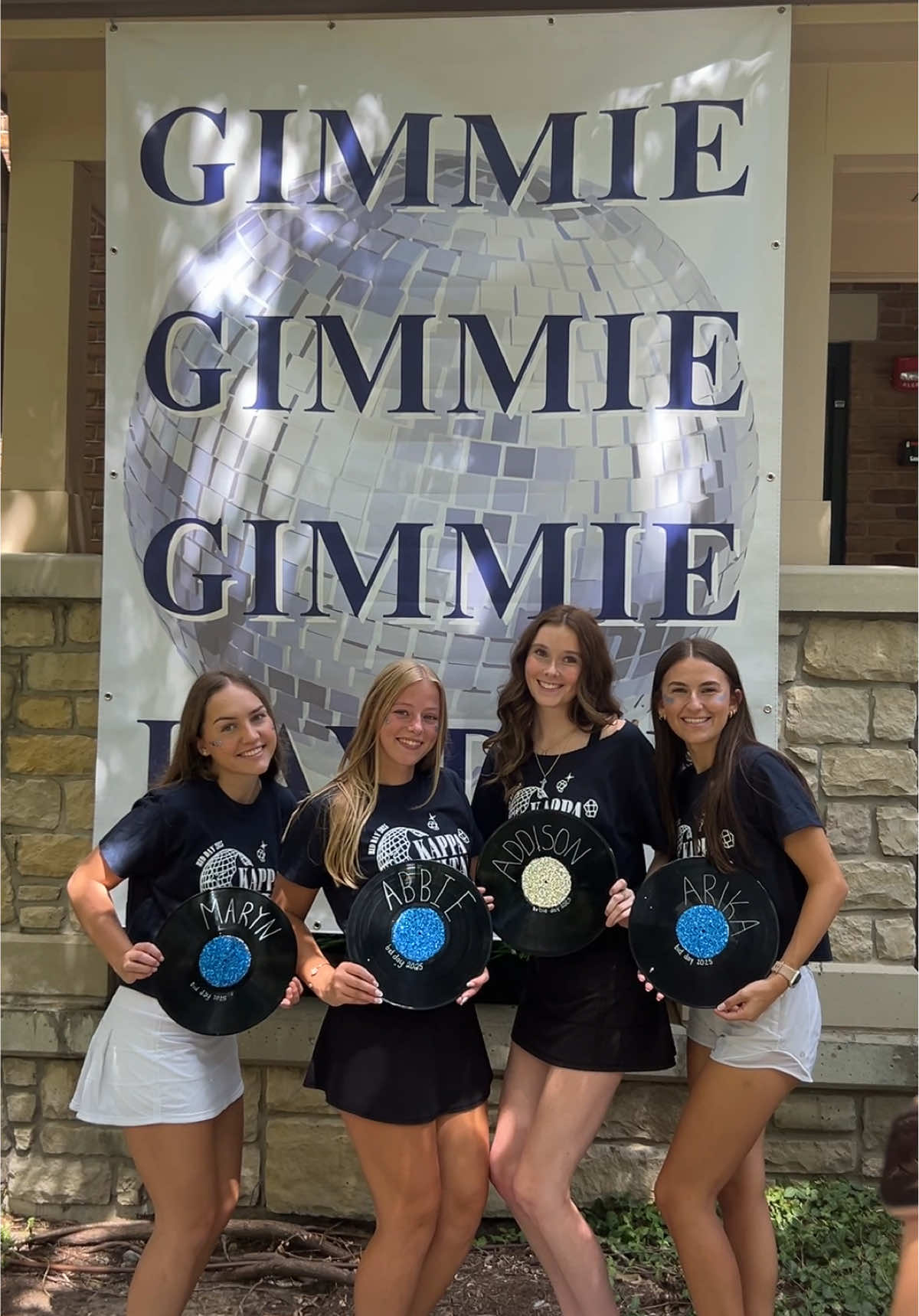 🪩GIMMIE GIMMIE KAYDEE!🪩 today we welcomed 32 new members!! we can’t wait to see how you grow in kappa delta🤍 #bidday #kappadelta #cincinnati #recruitment2025 #uofcincy 