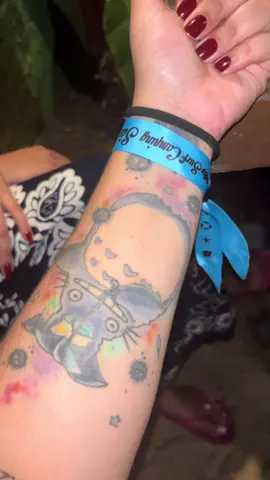 tenho 26 anos e tenho uma amiga que tem 18… kkkkkkkk #labubu #tattoo 