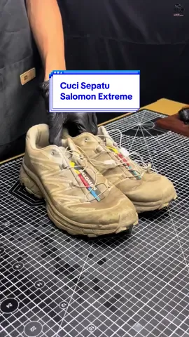 orang2 pada kerja apaansih sampe berani pake salomon kaya begini😭😭 #bersihinsepatudepok  #cucisepatudepok  #laundrysepatudepok 