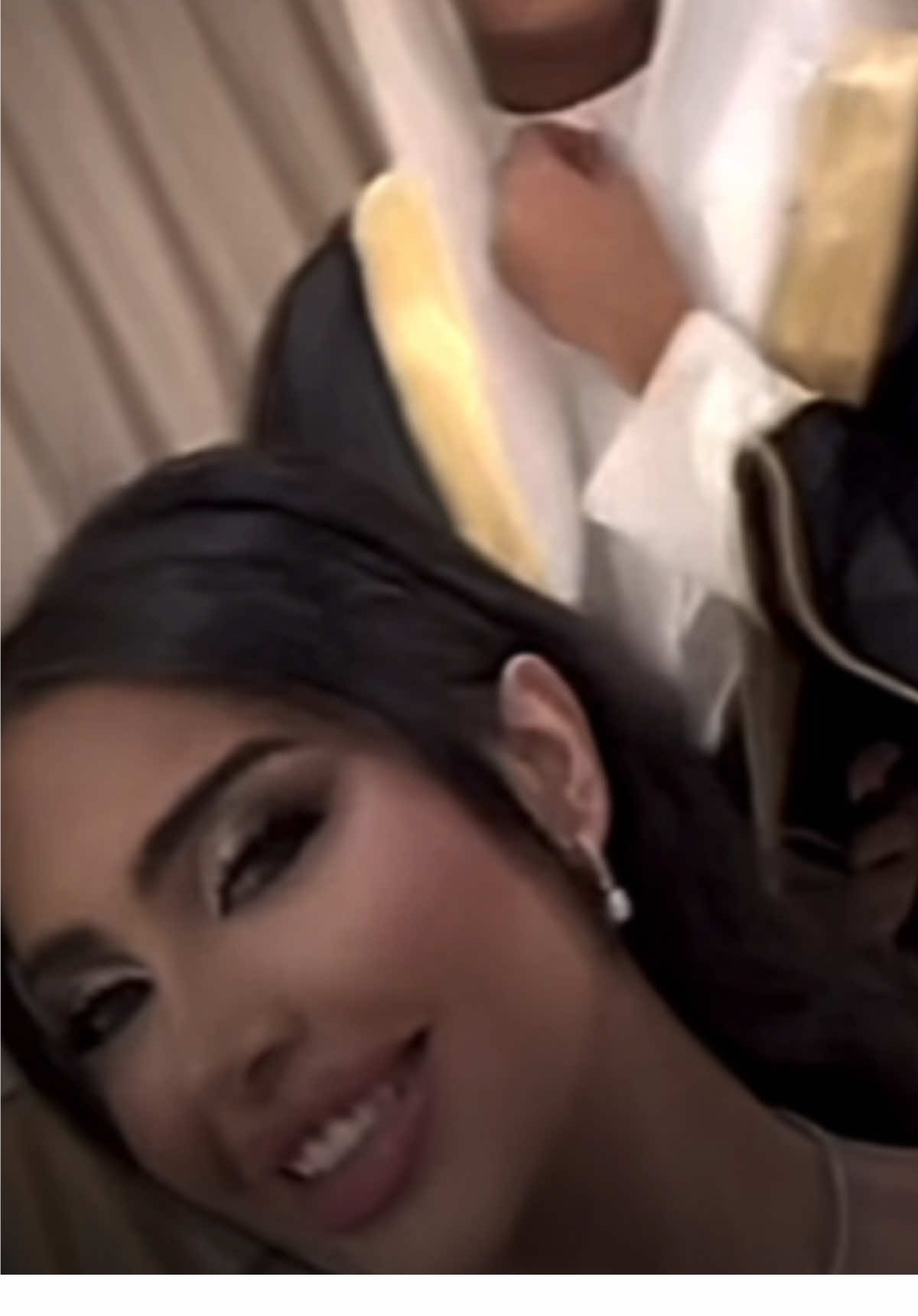 لـ ممثلتي الـغاليه كل عام وانتي احلا وأجمل وأرقه ممثله عرفتها بحياتي الله يجعل كل ايامج حلوه مثل ضحكتج ولمعه عيونج كل عام وانتي فراشه الكون  كل عام وانتي بخير زيونه❤️❤️@Zainab Youssef|زينب يوسف #زينب_يوسف 