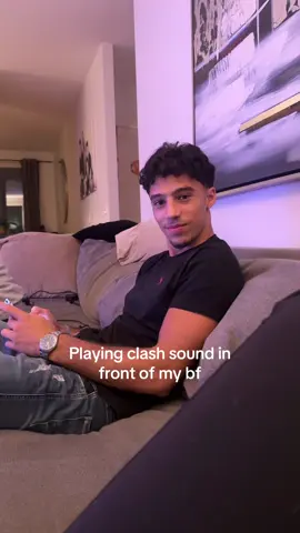 Why so happy #clashroyale #boyfriend #videoviral #foryou #fortnite 