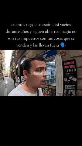 #barriospeligrosos #barcelona #bcnapiedecalle #conociendoelbarrio #entrevistasenlacalle 