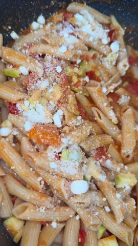 Delicious zucchini tomato pasta #pasta #freshpasta #homemadefood #homemadepasta @Mutti Pomodoro USA #mutti 