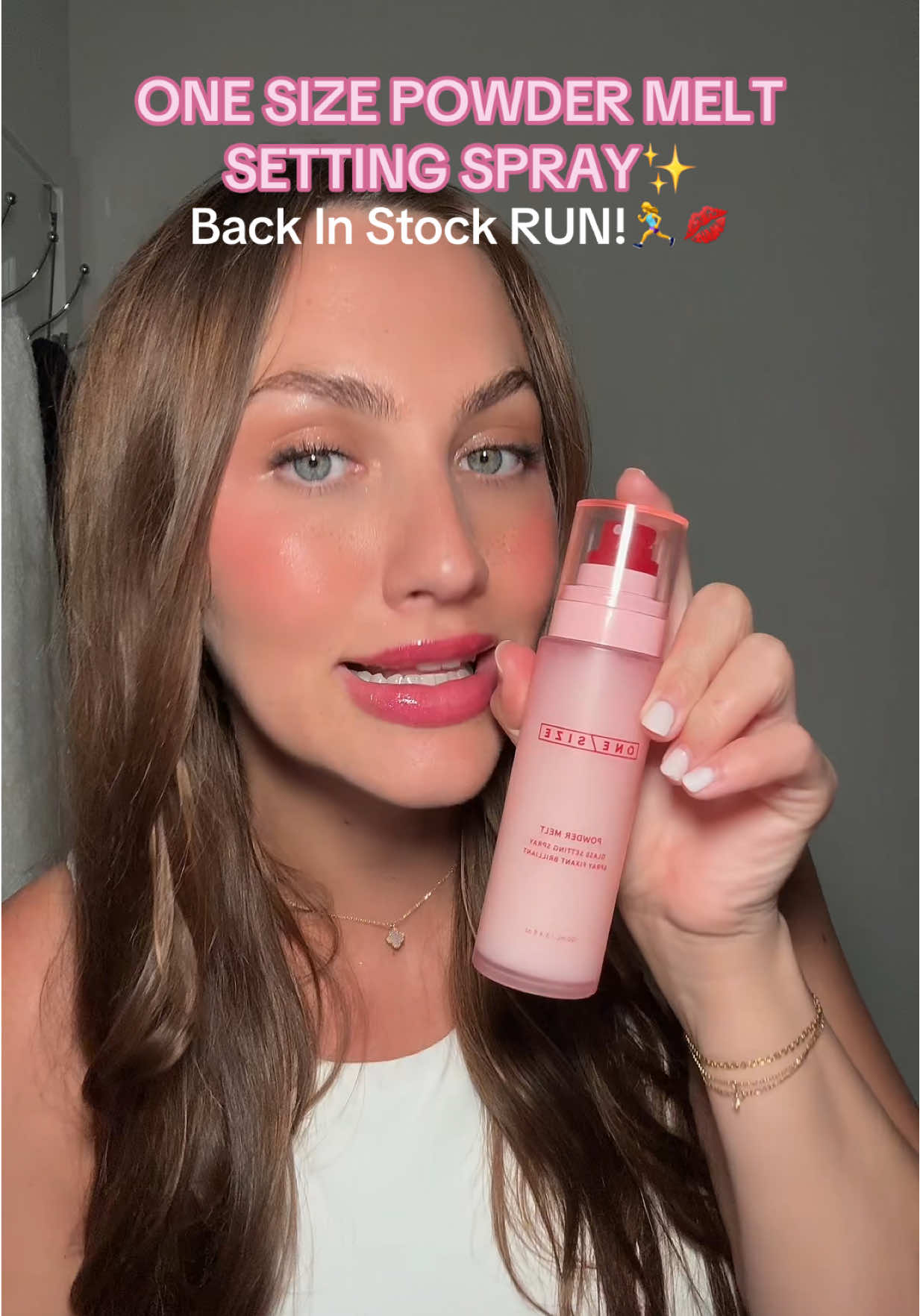 SHE IS BACK! After months of being out of stock, she’s back! Grab this viral setting mist now before it’s sold out again💋✨ @ONE SIZE BEAUTY   #onesizebeauty #onesizesettingspray #onesizeglasssettingspray #settingspray #tiktokshopcreatorpicks 