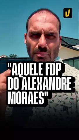 Eduardo Bolsonaro se revolta após mãe e avós terem sido feitos refém em Resende-RJ. “Os marginais chegaram dizendo que sabiam quem ela era e querendo saber onde estava o “dinheiro que o Bolsonaro mandava para meus avós”, diz Flávio Bolsonaro. #bolsonaro #refém 
