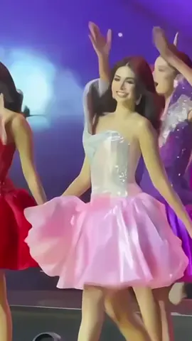 Her blowout fantasy last night at Miss Grand Philippines 2025 @Isabelle Bilasano 🪩  Instagram accounts: Mua sephmadrid Hair @yutooa  Camp: @tci.ph @dommoreno. _@kline.ptnt @ianlorenz                           #hairbyyuto #hairstylist #hairstylistph #missgrandinternational #missgrandphilippines2025 