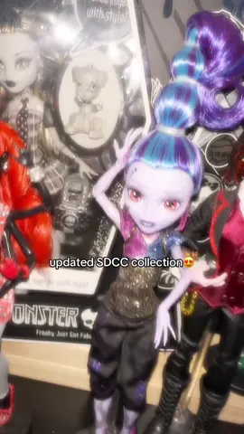 ignore the filter sabotaging whisp’s moment #monsterhigh #monsterhighdolls #sdcc #fyp #nostalgia 
