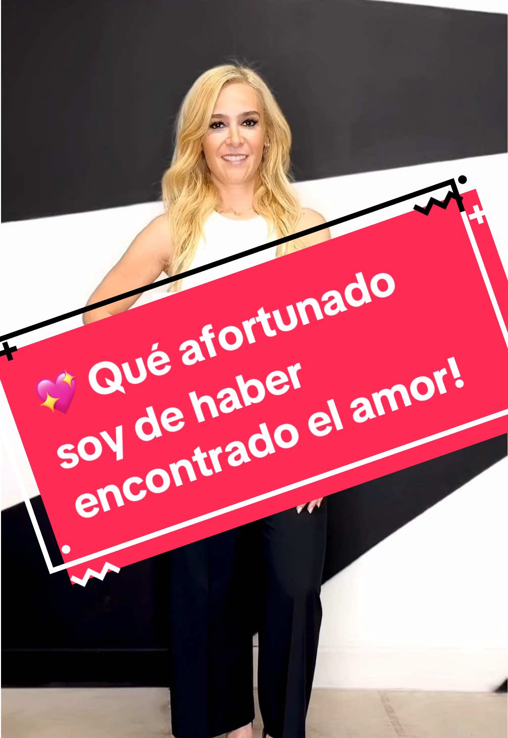 💖 Qué afortunado soy de haber encontrado el amor con una mujer tan hermosa, noble y paciente… ✨ 👗 Hoy te presentamos los Vestidos Windsor 💃🔥 📦 American Pacas – Ropa americana de marca ✅ Desde 25 piezas ✅ También por pallets ✅ Y hasta tráilers enteros 🚛 📲 WhatsApp: 956-905-0064 🔗 Catálogo: https://wa.me/c/19569050064 🚛 Envíos a todo 🇺🇸 USA y 🇲🇽 México #americanpacas #negocios #ropaamericana #petertorreslomeli 