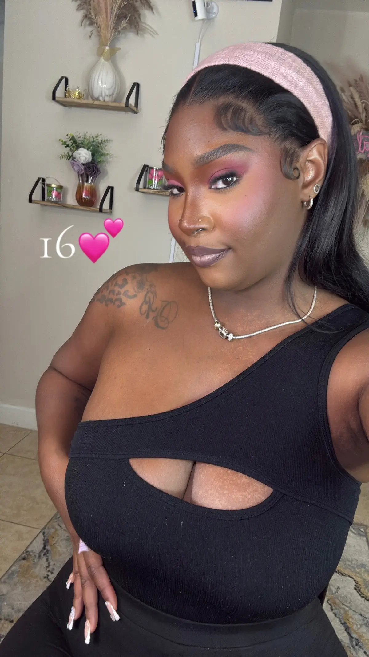 Ah which gal say she a 🤬 you better than me ?? 