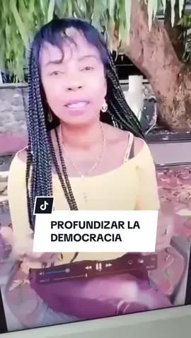 Luisa Palacios es lideresa social del Urabá, ayer no se le permitió unirse a otros dos dirigentes de la región Silveria y Evaristo, antes de la votación de la asamblea de la CH en Antioquia, que definía los avales para la consulta del 26 de octubre. Lo que reclama Luisa y lo que se reclama desde muchas regiones, es que se permita profundizar la democracia y que el pueblo decida sus candidaturas a la elección del 8 de marzo. ¡Unidos venceremos!.  #DerechosHumanos #JusticiaSocial #LuisGuillermoPerezCasas #colombiahumana #PoliticaColombiana 