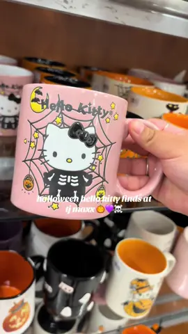 spooky season is getting closer!! 💗👻 #hellokitty #hellokittyfinds #foryoupage #viralvideo #hellokittyhalloween 