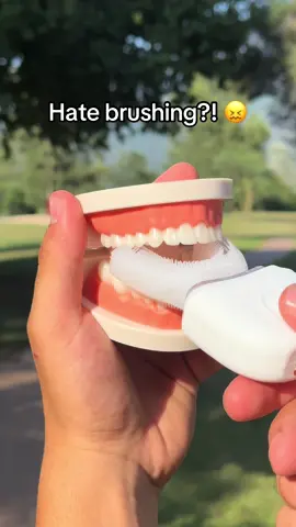 Brushing for minutes SUCKS! We got the solution! Hands-free sonic cleanse in 30 seconds! 🤩  #fyp #viral #travel 