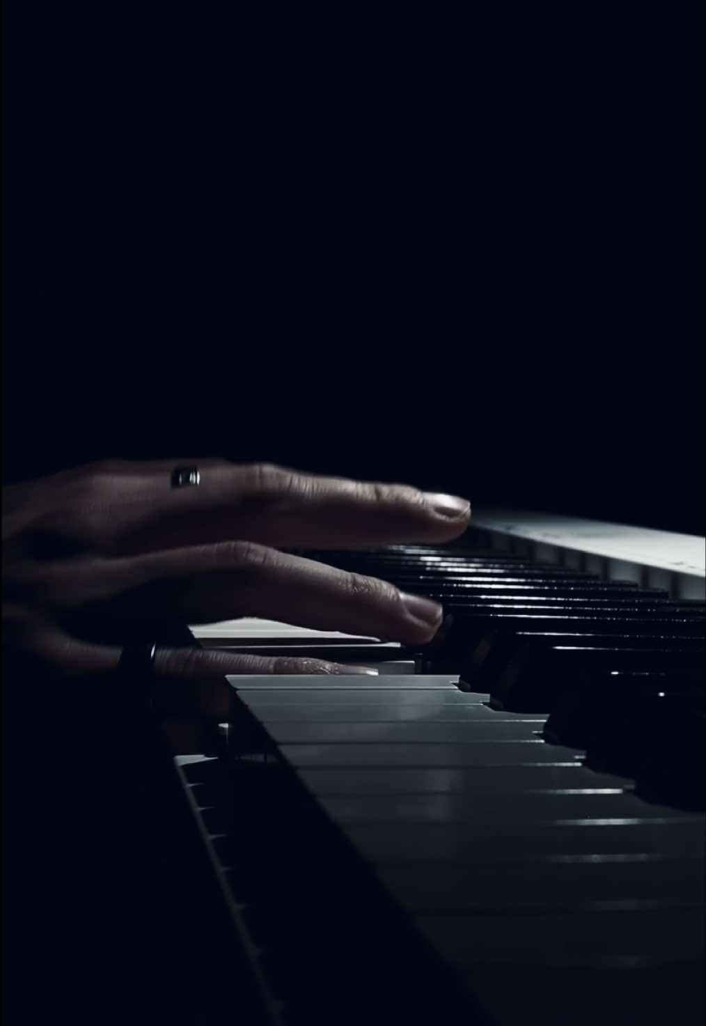 Beneath the ocean’s surface lie depths untouched by light, realms of silence and mystery.. Much like the darkest layers of the human heart, hidden, shadowed and profound, dwelling quietly beneath what is seen.  🌊🥀 #darkocean #jamesmalikey #piano #pianist #epicmusic 