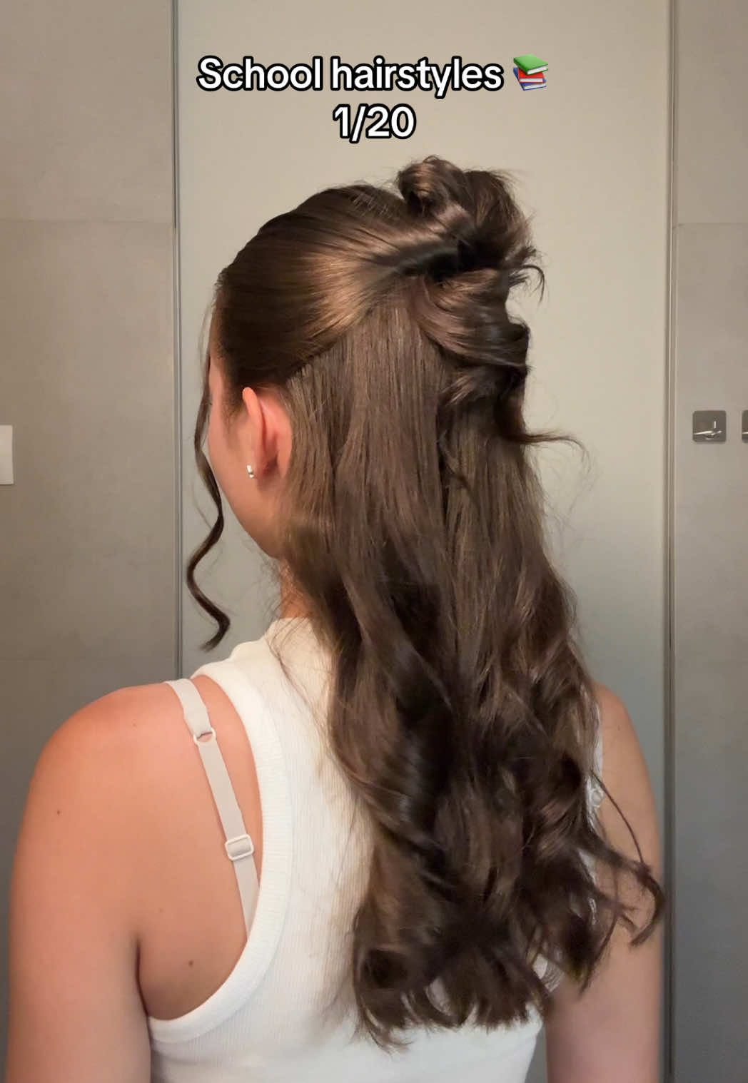 Follow for more school hairstyles 🤍 btw, this one took me only 3 mins #hairstyle #hairtok #schoolhairstyles #fyp 