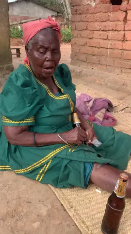 Grand parents have all the history…. Find time to chill with them🥰🙏🏽 #creatorsearchinsights #grandma #positivevibes #malawitiktok🇲🇼 