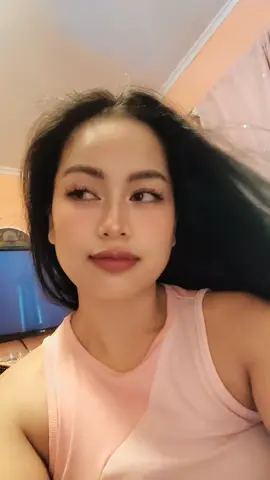 kau na ang pogi.... sakin namay dating....😜