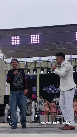 RAI CANTANDO DISJOCKEY EN EL PARQUE DE LAS LEYENDAS CON LA BELLA LUZ #labellaluz #hablandohuebadas #nosomostv #parquedelasleyendas @Rai Kaike Osorio 😂 @Josesito Animador 