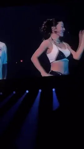 ATM 😍🔥 #jihyo #twice #twicethisisforworldtour #vantelindomenagoya  #twice_6th_world_tour 