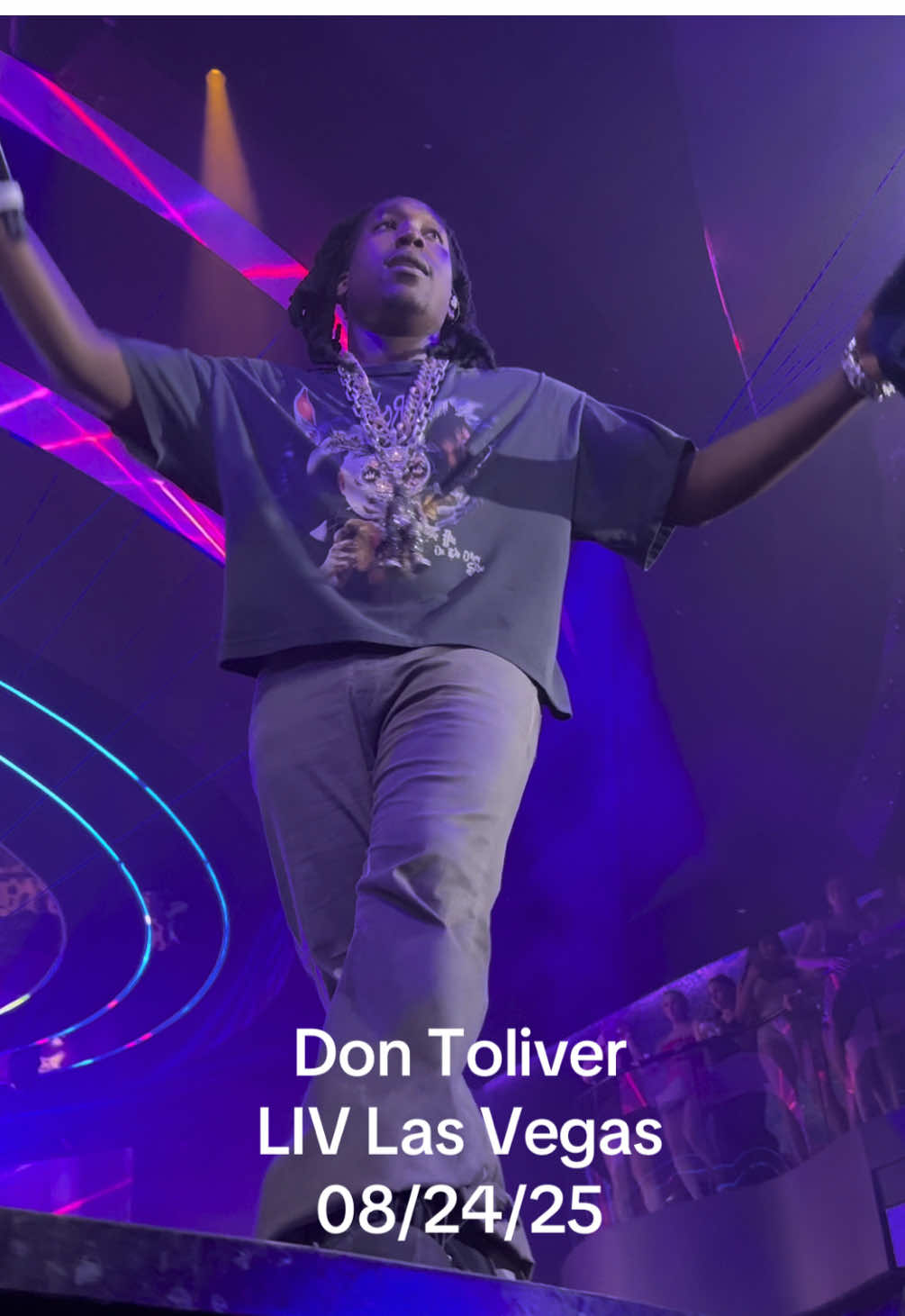 pov you got front row viewing of don toliver in vegas @Don Toliver #dontoliver #nopole #vegas #liv #lasvegas 