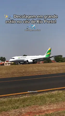 Hoje foi dia de presenciar toda a potência e elegância do Airbus A320neo, desde o taxiamento até a decolagem. O ronco dos motores, a leveza na pista e a imponência desse gigante encantam quem ama aviação. 🔥 📍 Aeroporto de Rio Preto ✈️ Tecnologia, eficiência e performance nos ares. 🔊 Acompanhe cada detalhe: do giro das turbinas ao voo rumo ao horizonte! #A320neo #AviationLovers #RioPreto #spottercs #creactorsearchinsight 