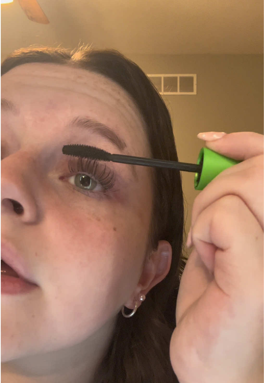 Replying to @♡Hannah︎ ♡︎ lash tutorial!! {Tweezerman Curler, Covergirl Clump Crusher, L’oréal Telescopic} also this is a repost so if you’ve seen this no you haven’t #grwm #fyp #foryou  #eyelashes #mascara 