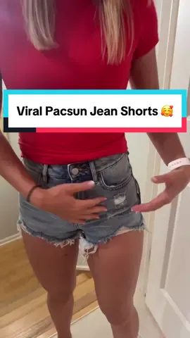 These are the cutest shorts ever 😱⬆️ #linkabove #jeanshorts #pacsun #pacsunjeanshorts #womensfashion 