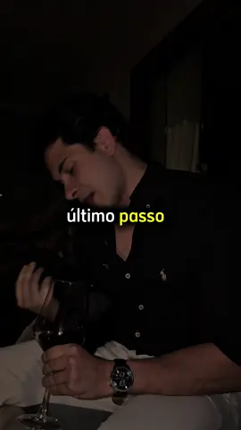 Todas as mulheres, homens, pessoas em geral, buscam alguém que as entenda de forma profunda.  Não porque saibam o que significa a real empatia, mas por pura validação. Somos egoístas e egocêntricos por natureza; acho justo explorarmos essa característica. #persuasão #seducao #vendas #relacionamentos 