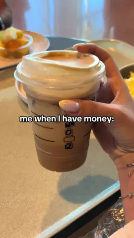 girl math = hysa for my Starbucks fund 😇 @Starbucks  #starbucks #icedcoffee #girlmath #icedshakenespresso #icedcoffeetiktok 