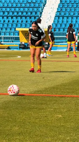 Scarlett 😍😍😍 @Scarlett Nefer Camberos #scarlettcamberos #americafemenil #scarlett #america #10 