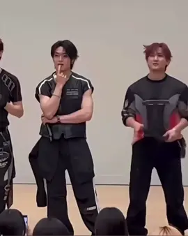 หวังว่าจะทำให้ทุกคนเข้าใจมากขึ้น แต่จริงๆก็ควรเข้าใจแต่แรกแล้วแหละ🤷🏻‍♀️ #changbin #hyunjin #jeongin #I_N #hyunin #HwangYang  #🥟🍞 #황현진 #양정인 #아이엔 #黃鉉辰 #黄铉辰 #梁精寅 #宝贝♕ #小仙女♥ #ฮยอนจิน #จองอิน #ฮยอนอิน #ฮวังยาง