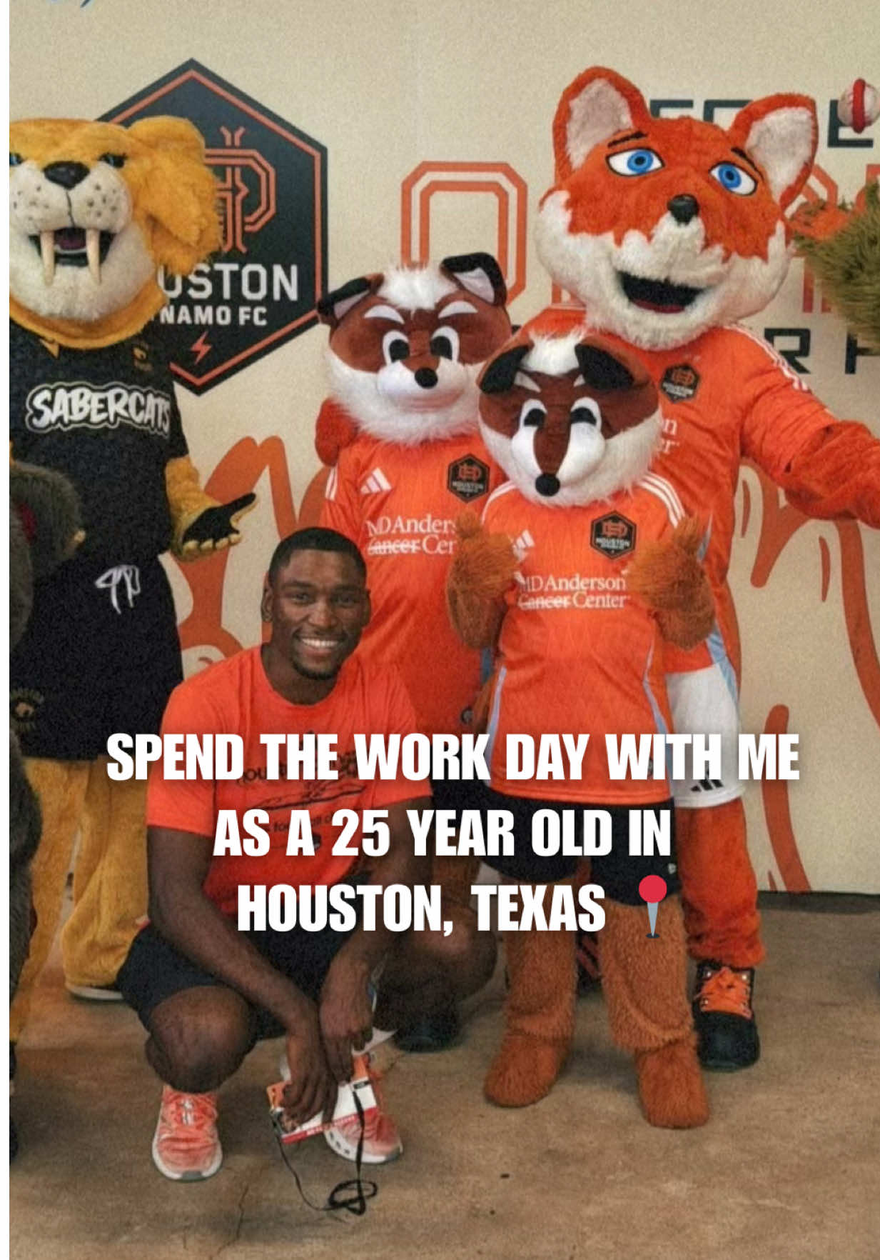 Spend the work day with me as a 25 year old in Houston, Texas 📍#kingjordanbook #relatable #sports 