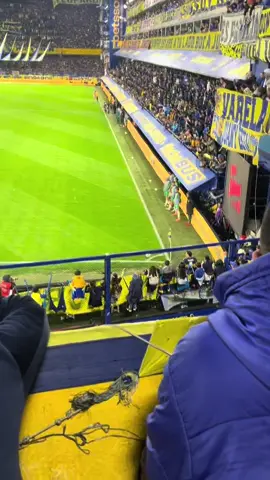 Gol de Cavani vs Banfield desde la tribuna. Gol de Cavani Gol de Cavani hoy  Gol de Boca  Gol de Boca vs Banfield Gol de Merentiel  Gol de Merentiel hoy  #cavani #paredes #merentiel #edinsoncavani #leandroparedes