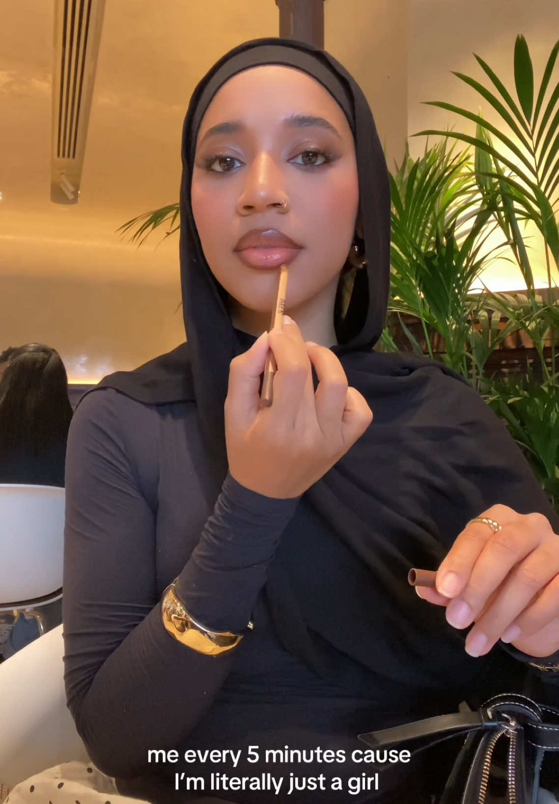 and what I only bring to the table #lipliner #lipcombo #makeup #makeupforever #hudabeauty 