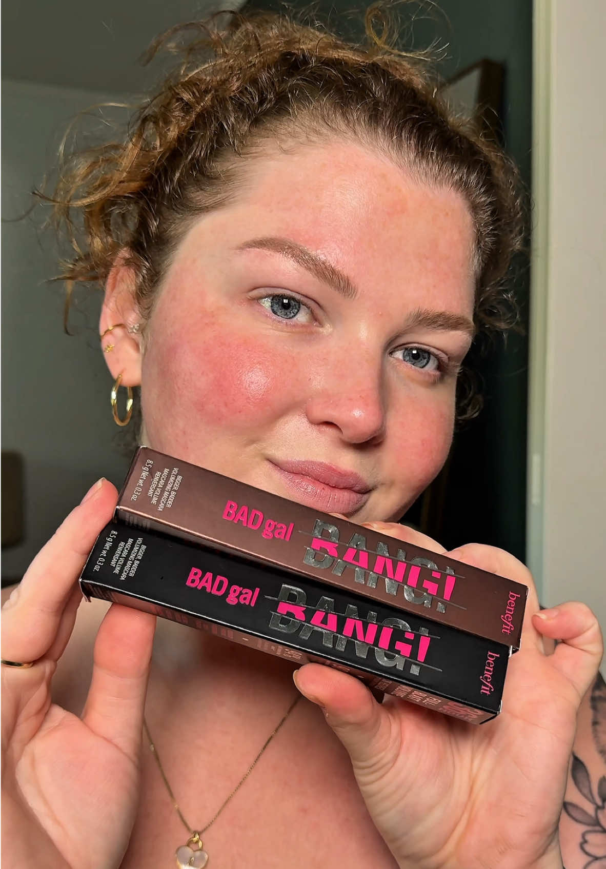 Trying Benefit’s new Porefessional Smoothing & Blurring Foundation in Shade 2N (🤨) also shown: Mighty Fine Brow Pen, Rebel Brown Bad Gal Bang Mascara, Benetint and Cookie Highlighter #firstimpression #review #foundation #dryskin #texturedskin #mediumcoverage #fullcoverage #makeup #fairskin #paleskin #redness 
