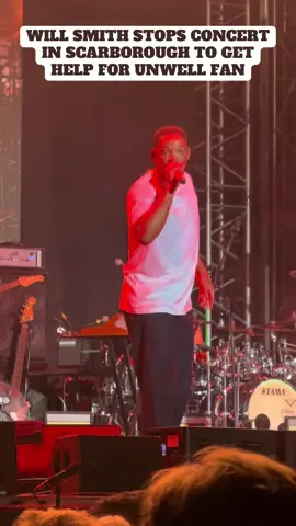 Will Smith stop concert in Scarborough to get help for unwell fan #willsmith #scarborough 