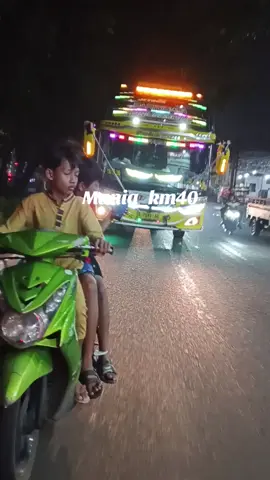 Unit mu min@apriliastyle #moots? #bus #basuri #cortas 