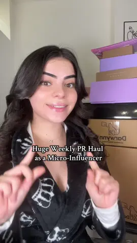 I think this is the biggest Weekly PR Haul yet….  (Thank you to any brand that sent something & for you guys always supporting my vids 🥰)  @Garnier @Garnier Canada @Tatcha US @IPSY @poppi shop @VEGAMOUR @L’Oréal Paris  - - - #prhaul #prunboxing #fyp #microinfluencer #microinfluencertiktok 