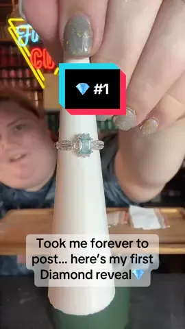 Me taking forever to finally post this rare DIAMOND reveal 💎😂 better late than never, right? ✨ PS… I seriously miss the glitter wall 😭 #DiamondReveal #bombpartyofficial #RareFind #BetterLateThanNever #FinelyCutGems