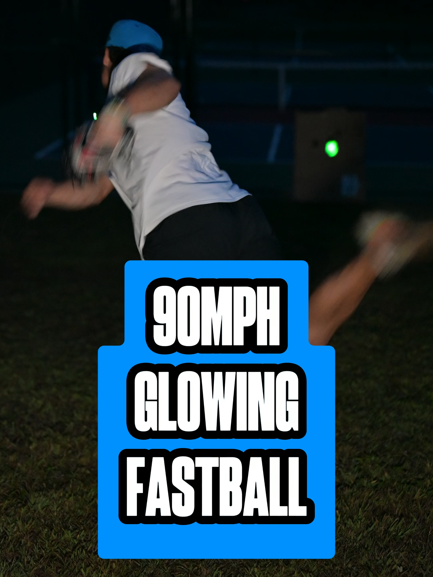 Have you ever pitched in a baseball game at dusk with no lights? Might be the strat for a 0era lol #baseball #60eraguy #100mph #darkness #bullpen