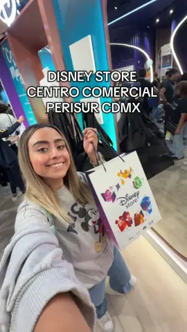 La primera Disney Store de Latinoamérica ya está aquí en la Ciudad de México.  #disney #disneystore #mickeymouse #adondeir #disneyland 