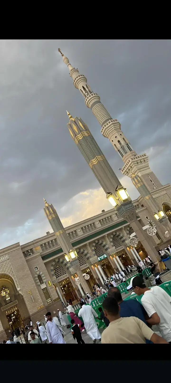 سبحان الله وبحمده سبحان الله العظيم 