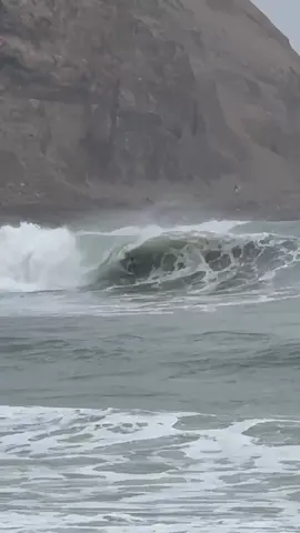 @gabrielvargasco recoge 10 puntos en esta ola y se corona campeón del Quiksilver La Herradura 2025 @quiksilverlaherradura  Cobertura especial presentada por @quiksilver_peru