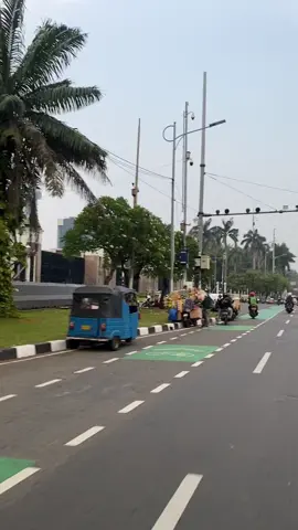 Kondisi pagi hari depan gedung dpr #fyp #trending #viral 