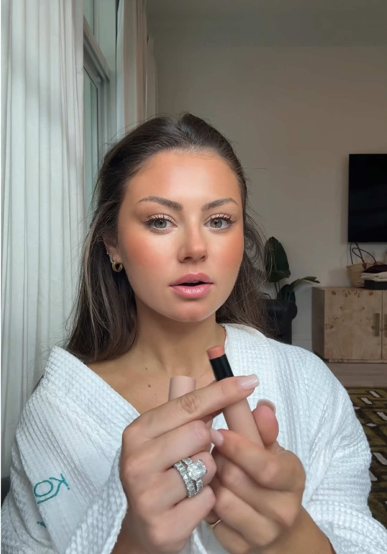 Product list 👇🏼🙂‍↔️ @Point of View Beauty primer  @Huda Beauty concealer cookie dough and coconut flakes  @loréal paris usa  true match foundation shade C3  @Too Faced chocolate soleil bronzing stick shade chocolate soufflé  @Hourglass Cosmetics pressed powder shade translucent medium  @Charlotte Tilbury bronzer  @Laura Mercier powderblush shade ginger   @Glossier boy brow @Armani beauty beauty eye paint shade wood  Hourglass mascara shades espresso  @makeupforever lip liner shade universal earth  @luxunfiltered smoothing lip tint shades espresso Paloma  #makeup #grwm #everydaymakeup #blush #summermakeup