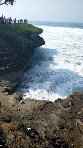 Sungguh besar indah semua ciptaanmu yarob 🙏 #batuhiubeach  #pangandaran  #tiktokviral 